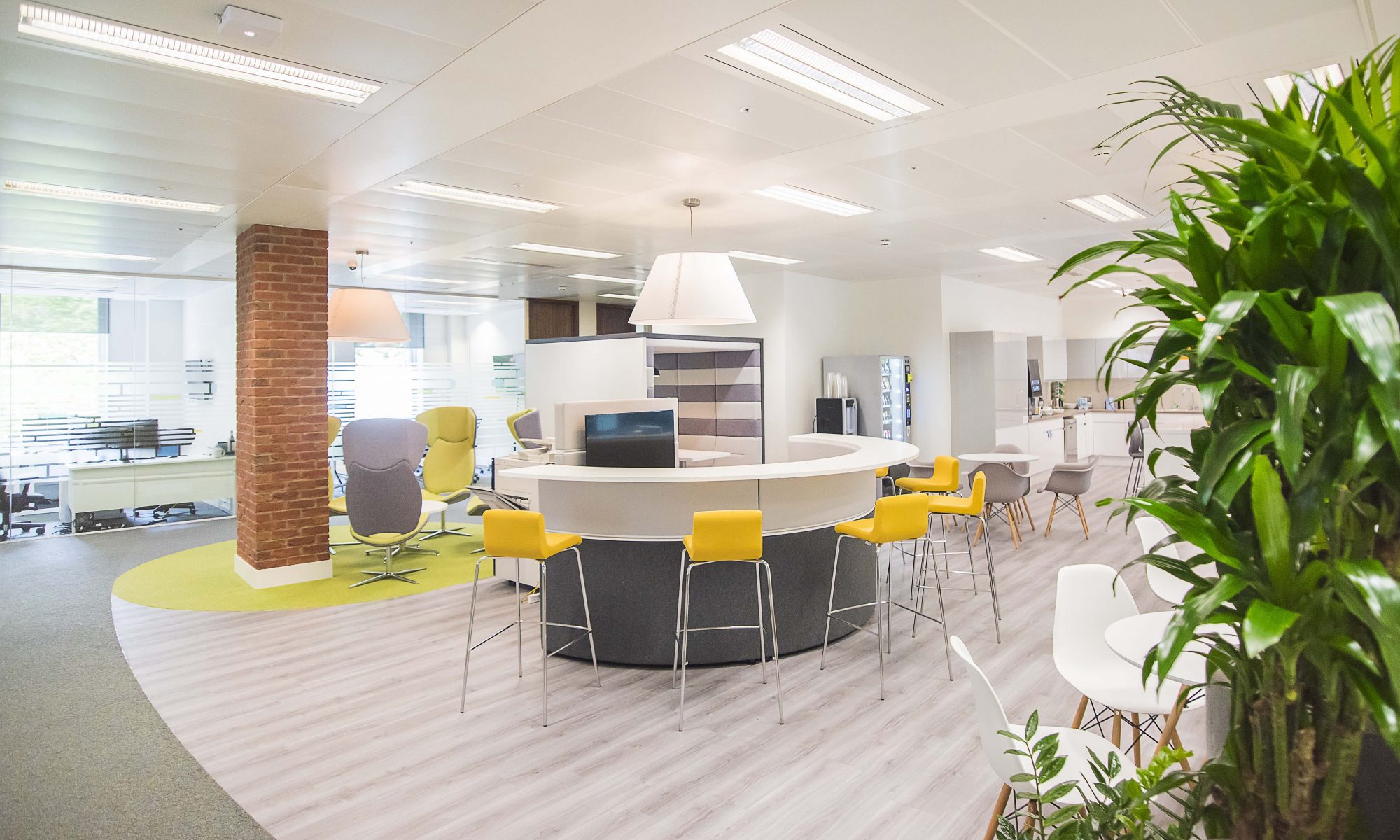 Open plan office with Momenta Argento