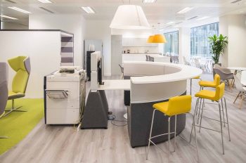 Office trend - Momenta Argento in an open plan activity based work environment