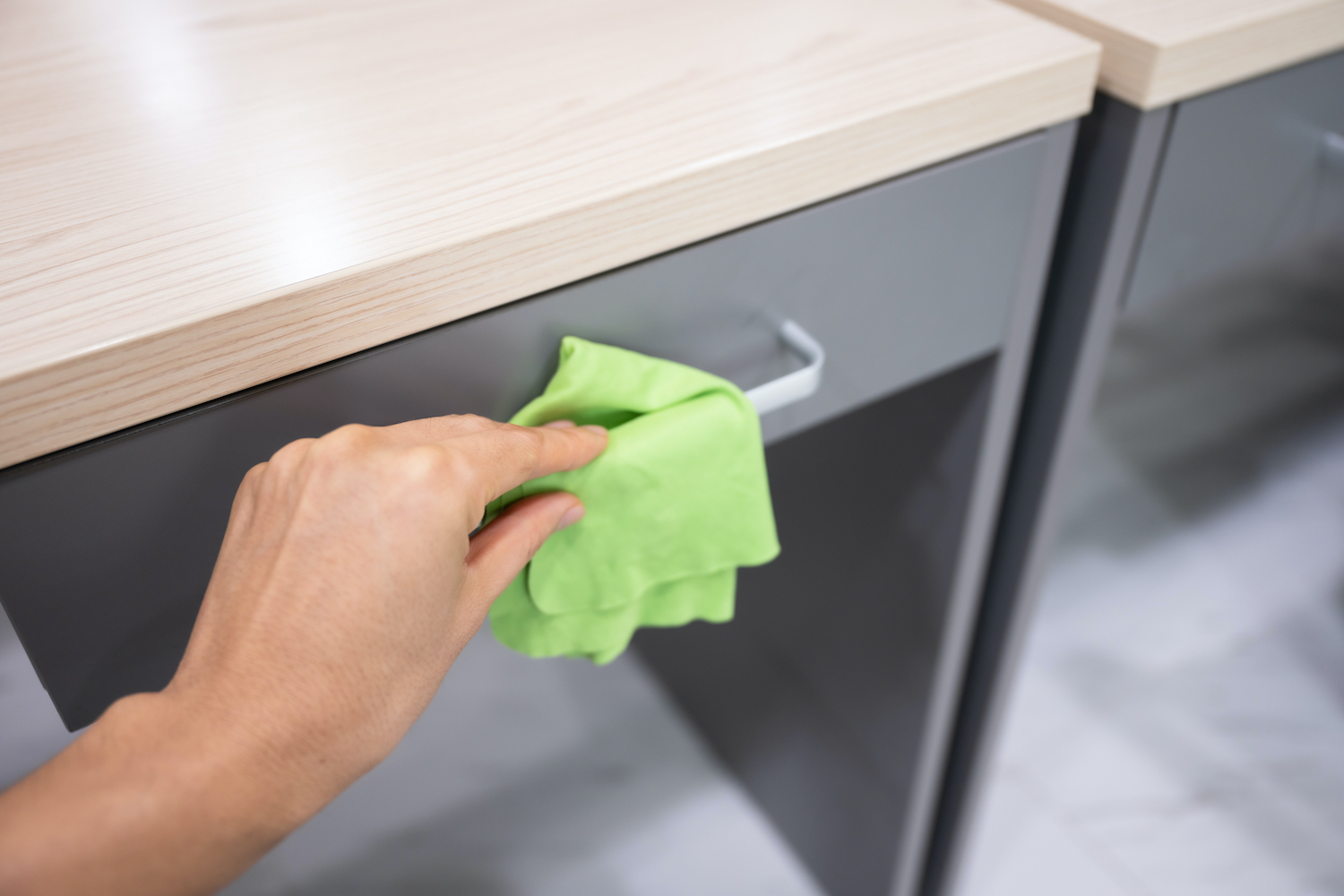 Hand and wipe - cleaning desk